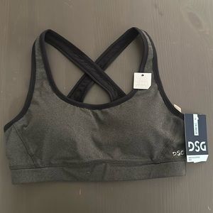 Women’s small crossback sports bra